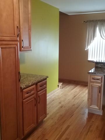 7550 Heritage Ct, Summit, IL 60501 photo 11