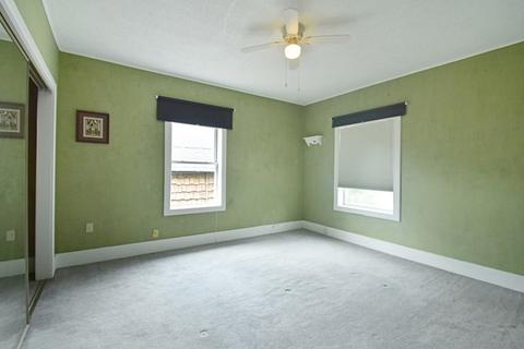 523 W Addison St, Freeport, IL 61032 photo 14