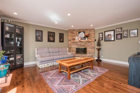3670 Winston Pl, Hoffman Estates, IL 60192 photo 7