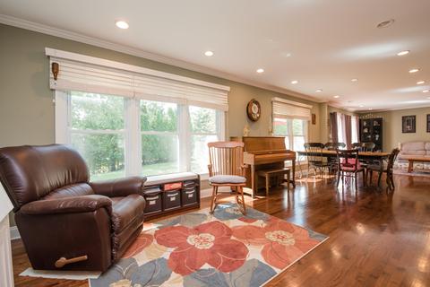 3670 Winston Pl, Hoffman Estates, IL 60192 photo 9