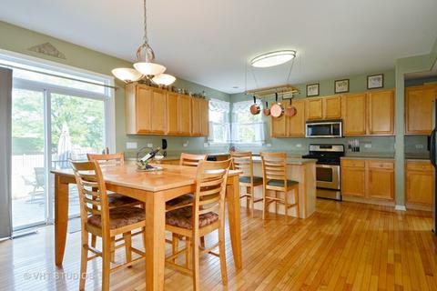 3166 Davey Ct, Aurora, IL 60503 photo 5