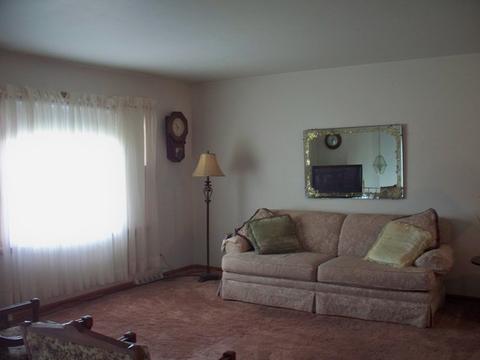 1981 Nottingham Dr, Aurora, IL 60505 photo 2