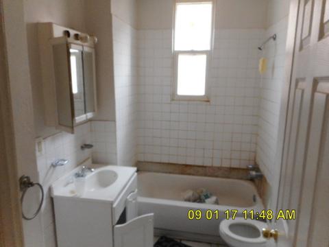 1526 E 76th Pl, Chicago, IL 60619 photo 9