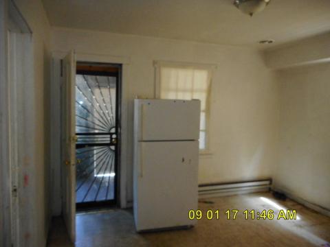 1526 E 76th Pl, Chicago, IL 60619 photo 4