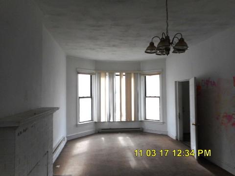 1526 E 76th Pl, Chicago, IL 60619 photo 2