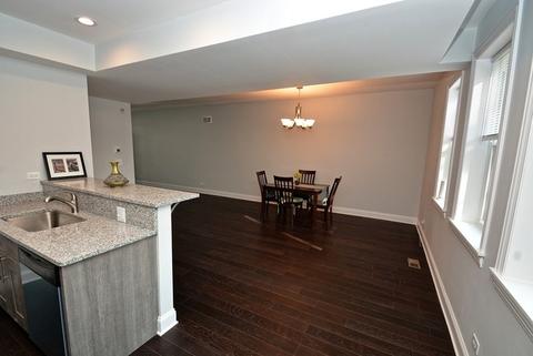 10745 S Champlain Ave, Chicago, IL 60628 photo 9