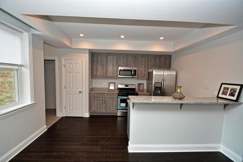 10745 S Champlain Ave, Chicago, IL 60628 photo 7