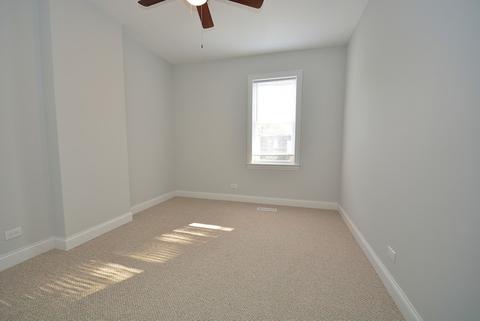 10745 S Champlain Ave, Chicago, IL 60628 photo 15