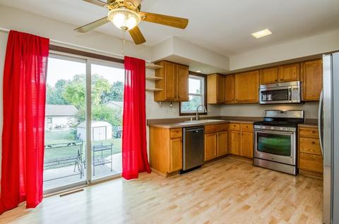 1357 N Lyle Ave, Elgin, IL 60123 photo 5