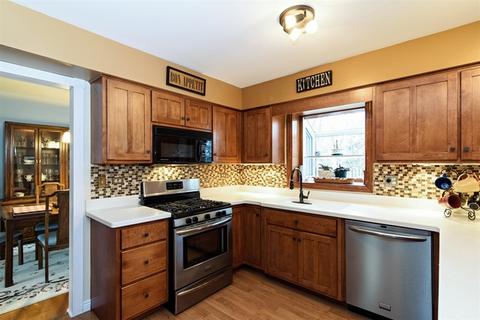 2611 Pebblebrook Ln, Rolling Meadows, IL 60008 photo 3