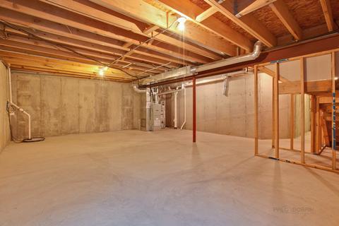 1090 E Danbury Dr, Cary, IL 60013 photo 23