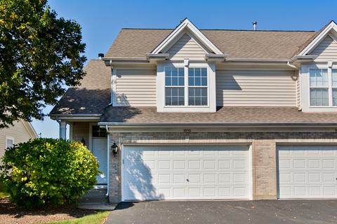 1090 E Danbury Dr, Cary, IL 60013 photo 1