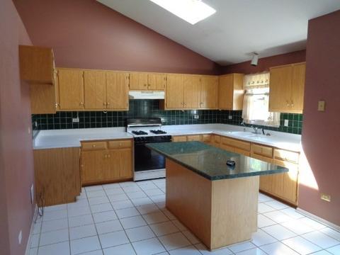 2415 Leckrone Dr, Plainfield, IL 60586 photo 7
