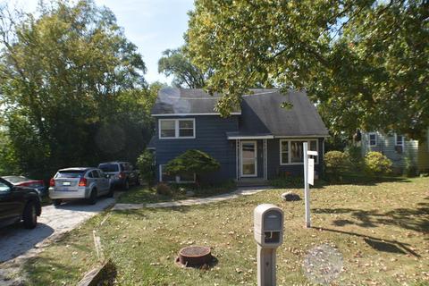 8922 Skyline Dr, Burr Ridge, IL 60527 photo 13