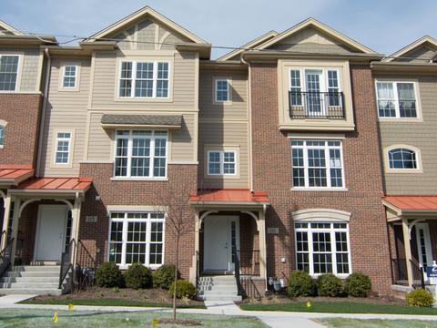 111 Stevens St, Geneva, IL 60134 photo 1