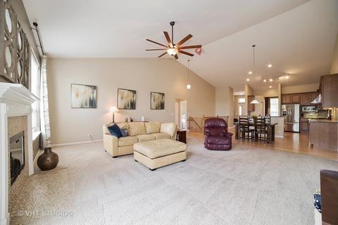 321 Weymouth Ave, Elgin, IL 60124 photo 17