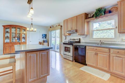 2 Canterbury Ct, Champaign, IL 61821 photo 11