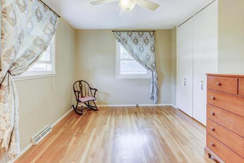 2 Canterbury Ct, Champaign, IL 61821 photo 15