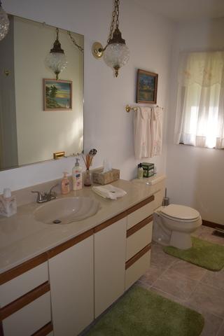 417 Lake Ct, Dixon, IL 61021 photo 17