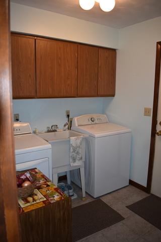417 Lake Ct, Dixon, IL 61021 photo 19