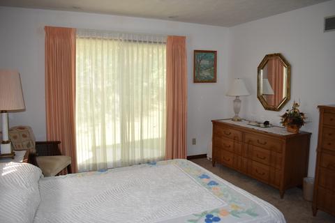 417 Lake Ct, Dixon, IL 61021 photo 12
