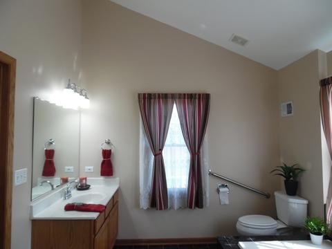 5470 Fox Path Ln, Hoffman Estates, IL 60192 photo 22