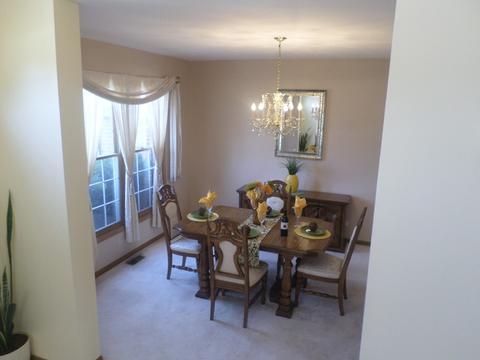5470 Fox Path Ln, Hoffman Estates, IL 60192 photo 11