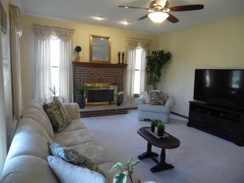 5470 Fox Path Ln, Hoffman Estates, IL 60192 photo 18