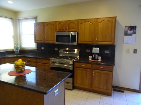 5470 Fox Path Ln, Hoffman Estates, IL 60192 photo 14