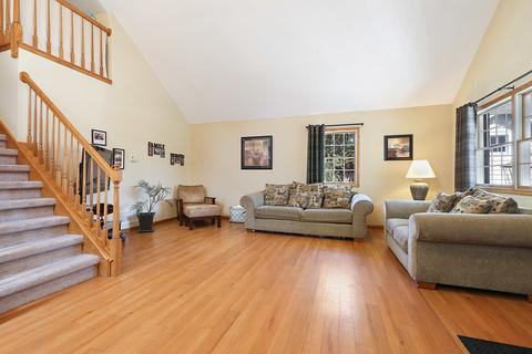 434 Maxwell St, Beecher, IL 60401 photo 2