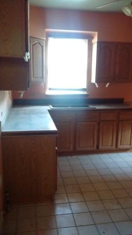 8029 White Ave, Lyons, IL 60534 photo 6