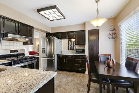 294 Beaumont Ct, Bartlett, IL 60103 photo 6