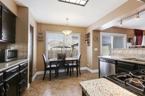 294 Beaumont Ct, Bartlett, IL 60103 photo 7