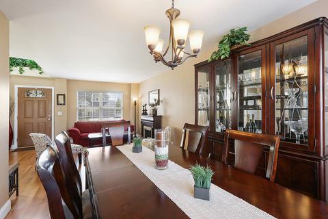 294 Beaumont Ct, Bartlett, IL 60103 photo 4