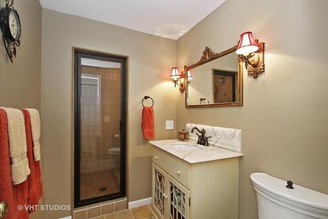 2508 Colby Dr, Mchenry, IL 60050 photo 13