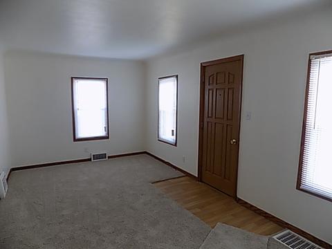 315 23rd Ave, Ottawa, IL 61350 photo 2