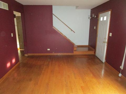 121 N Mclean Blvd, Elgin, IL 60123 photo 3