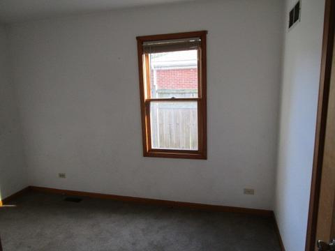 121 N Mclean Blvd, Elgin, IL 60123 photo 10