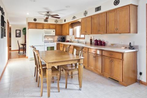 16055 S Peerless Dr, Plainfield, IL 60586 photo 7