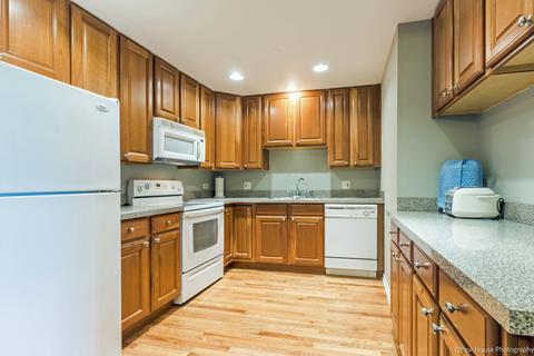5400 Astor Ln #312, Rolling Meadows, IL 60008 photo 6
