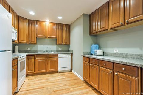 5400 Astor Ln #312, Rolling Meadows, IL 60008 photo 7