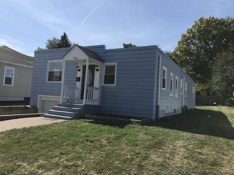 709 Gates St, Aurora, IL 60505 photo 1