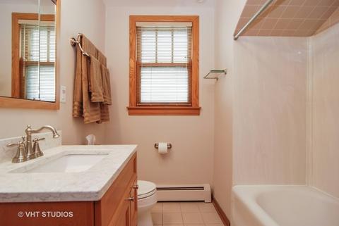 304 Blackhawk Rd, Riverside, IL 60546 photo 10