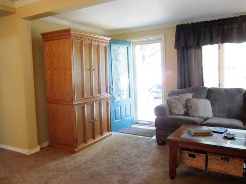 518 Woodward St, Beecher, IL 60401 photo 2