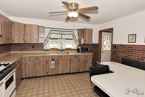 1917 Sunset Ave, Mchenry, IL 60050 photo 3