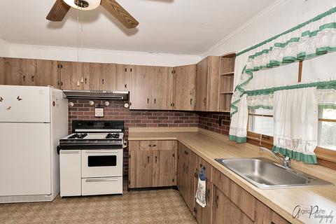 1917 Sunset Ave, Mchenry, IL 60050 photo 5