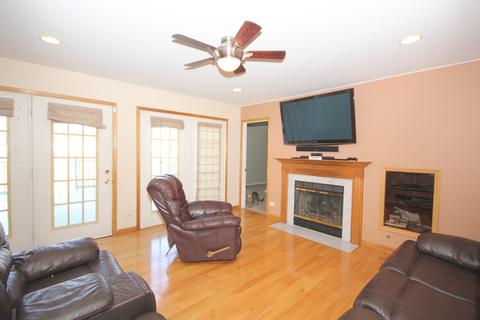 986 Georgian Pl, Bartlett, IL 60103 photo 10
