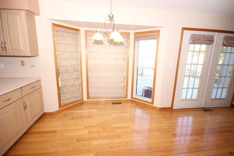 986 Georgian Pl, Bartlett, IL 60103 photo 9