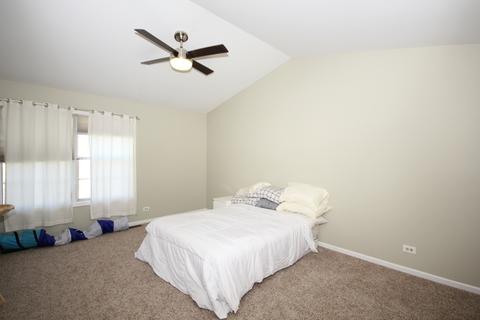 986 Georgian Pl, Bartlett, IL 60103 photo 11