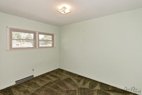 4814 Prairie Ave, Mchenry, IL 60050 photo 12